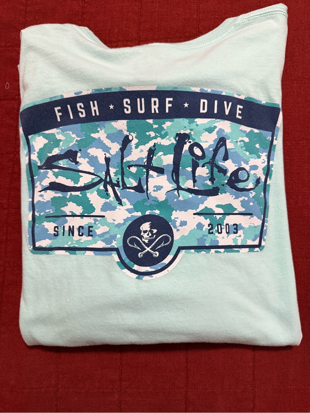 Salt Life Men’s Light Aqua Camouflage Graphic Tee - Navy & Aqua